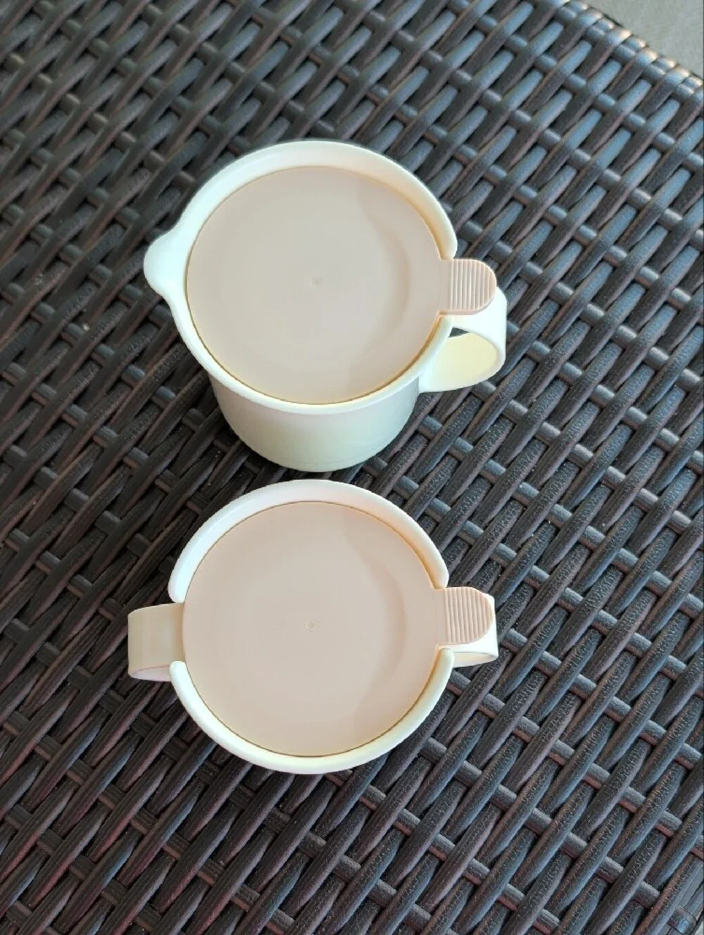 NWT Tupperware White Sugar and Creamer Set (Ivory rose covers)